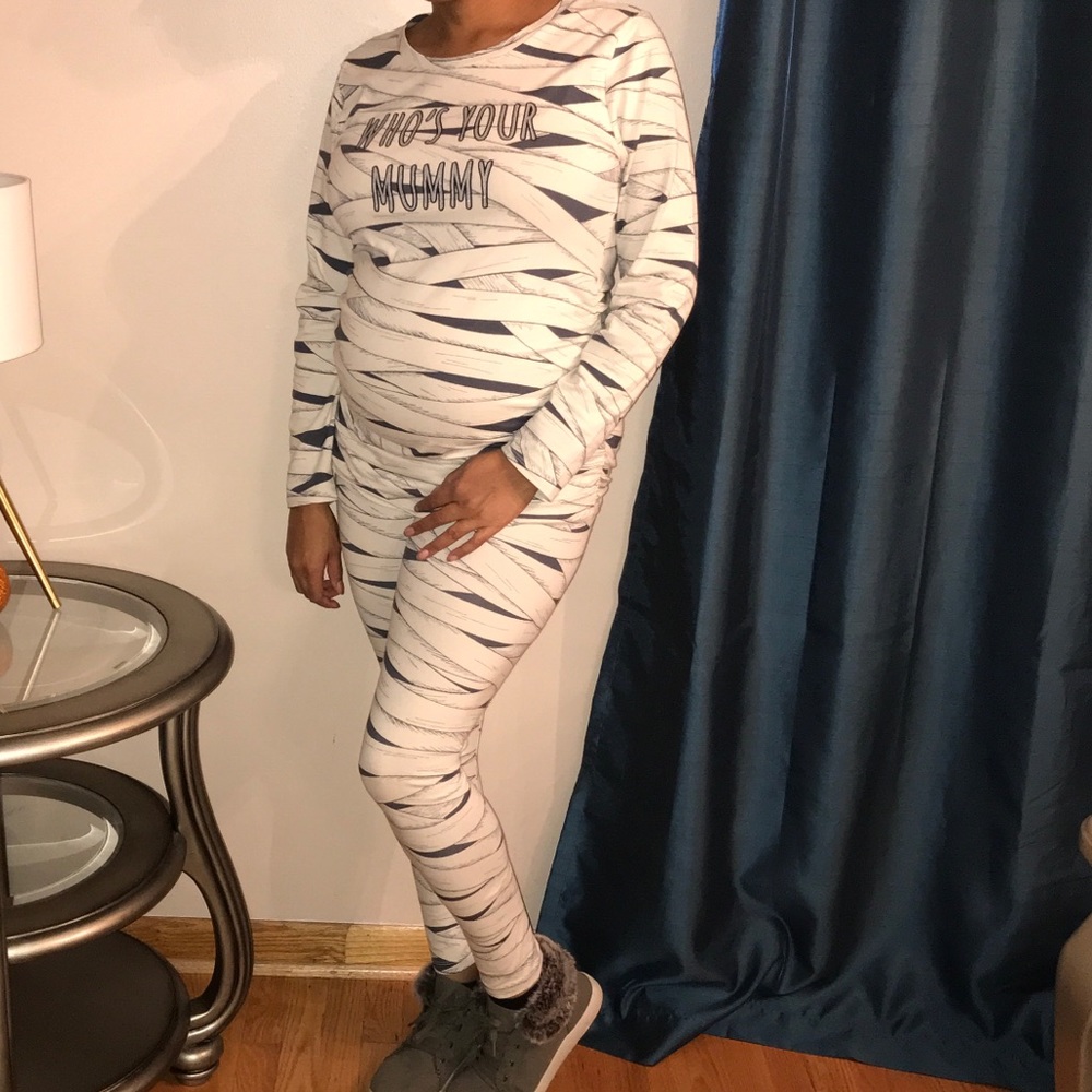 Who’s You’re Mummy Halloween Costume (Maternity)